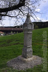 Die restaurierte Tuffsule in Arnhofen