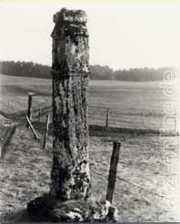 Tuffsteinsule - Marterl in Kleinhhenkirchen - um 1980